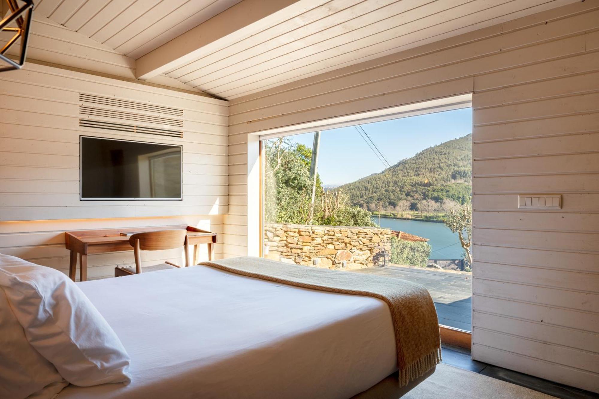 Dourwin - Riverside Suites - Adults Only Penafiel Bagian luar foto